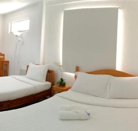 Amor'S Place Puerto Princesa ภายนอก รูปภาพ