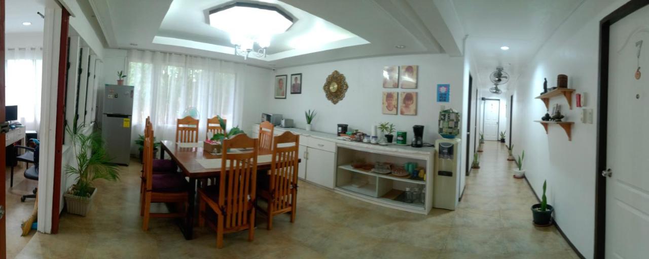 Amor'S Place Puerto Princesa ภายนอก รูปภาพ