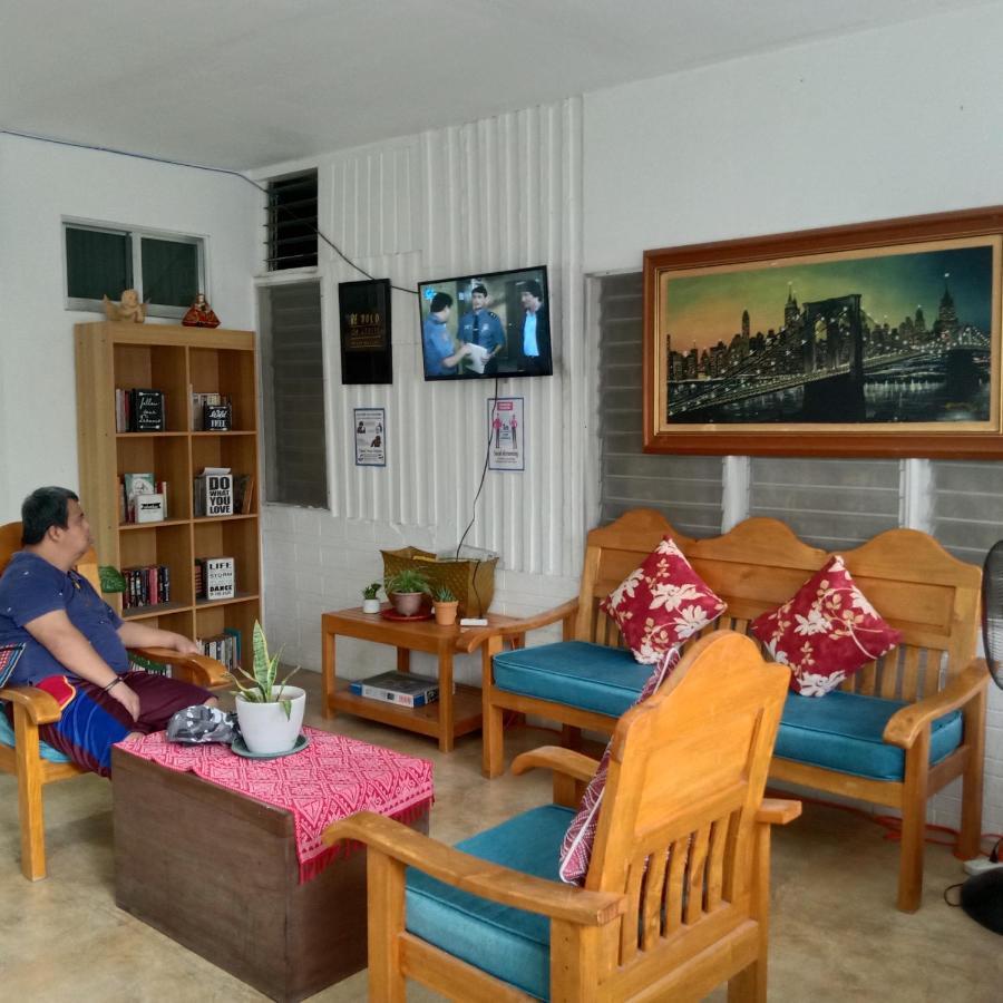 Amor'S Place Puerto Princesa ภายนอก รูปภาพ
